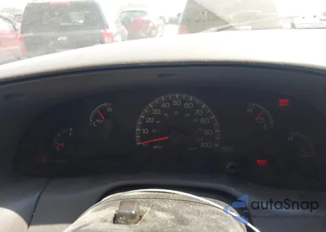 2004 Ford F-150 Heritage Xl/Xlt z USA, uszkodzony, nr VIN 2FTRX17244CA54948